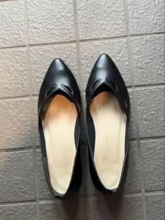 Oriental Trafficカットアウトデザイン 黒 パンプス 中ヒール