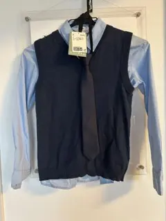 H&M キッズ 長袖シャツ、ベスト、ネクタイ　135㎝　3点セット