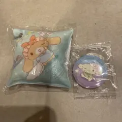 くら寿司　シナモロール クッションキーホルダーとバッジセット