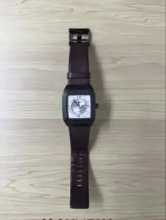 DIESEL 腕時計 DZ-5103 ブラウン 90s - メルカリ
