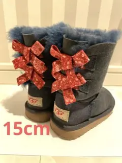 【UGG】ムートンブーツ　15cm　ネイビー×レッドのサムネイル