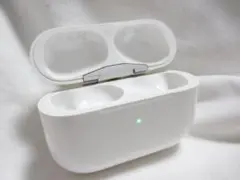 ★ Apple AirPodsPro 第1世代　イヤホン充電ケースのみ ジャンク