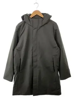 ユニクロ 2025年製造モデル ハイブリッドダウンコート M 黒