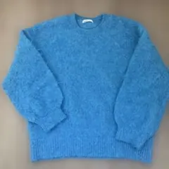 ブルー　シャギーニット