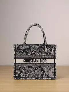 美品キャンバス　スモールトート　ブラック　ベージュ　レディース~~