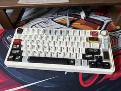 メカニカルキーボード 本体 カスタムキーキャップのサムネイル