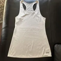 Under Armour ホワイト タンクトップ