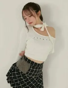アンドマリー Nana ribbon oneshoulder tops - メルカリ