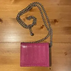 ピンク クロコダイル風 二つ折り財布 メタルチェーン付き　wallet bag
