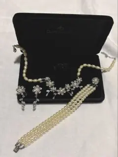 【最終お値下げ】DRESS BLACK アクセサリー3点セット　ブライダル