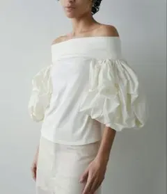 venica 新品タグ付き twist drape tops - メルカリ