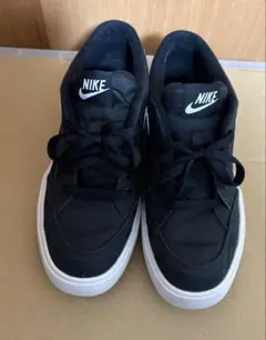 NIKE スニーカー ブラック 24㎝のサムネイル