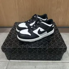 Nike Dunk Low ブラック/ホワイト