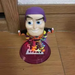 トイストーリー バズ フィギュア
