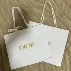 Dior ホワイトショップ袋 リボン付き
