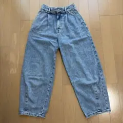 GU GIRLSバレルレッグジーンズ