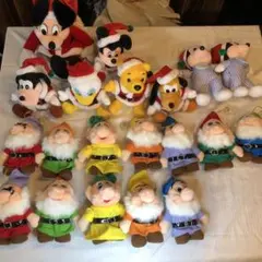 ディズニー　ミッキー サンタ　7人の小人色々まとめて　ぬいぐるみ　20体セット