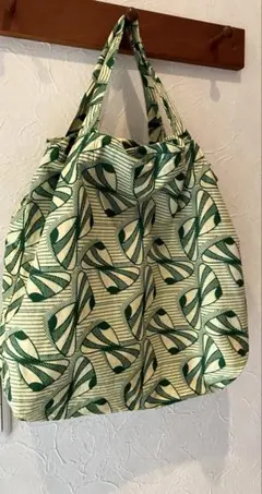 美品☆アフリカ布風バッグ　大49センチ　エコバッグ　巾着バッグ