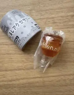 プーさん　めじるしアクセサリー　はちみつのつぼ