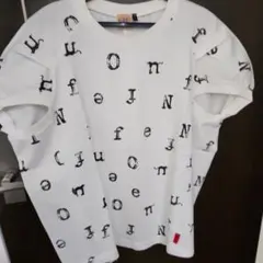 【美品】ウフヌフ ワッフリッシュワッフル レディースTシャツM 白アルファベットのサムネイル