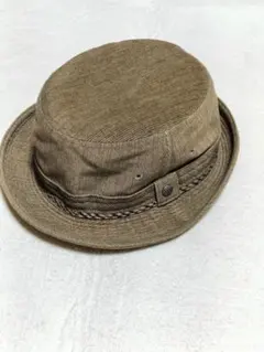 Item thumbnail for item 42f70f3e-e51e-4489-b944-eb319f63105c