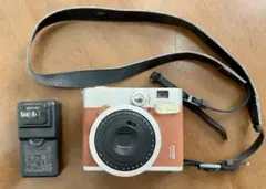 FUJIFILM INSTAX MINI 90 ネオクラシック　美品