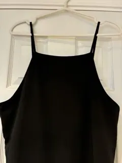 黒のスリップドレス マキシ丈