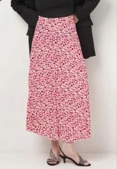 【美品】ZARA幾何学柄プリーツスカートのサムネイル