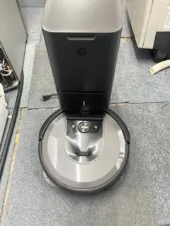 iRobot Roomba 自動ロボット掃除機 ダークグレー i7のサムネイル