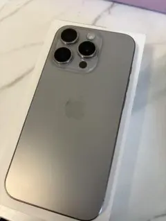 Apple iPhone 15Pro 本体