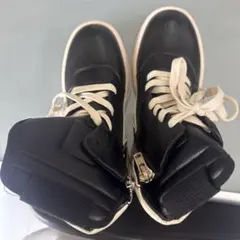ブラックホワイト レザー ハイカットスニーカー