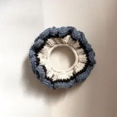 かぎ針編み　シュシュ