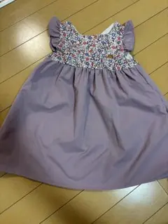 【新品】100センチ　紫色フリル袖花柄ワンピース