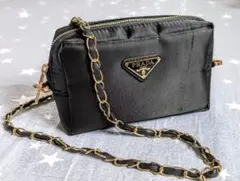 ノベルティ プラダポーチ ショルダー付き 新品未使用