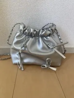 シルバー ギャザーショルダーバッグ