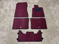 クラウン 220系 2WD用 赤 レッド フロアマット カーマット 日本産 新品 