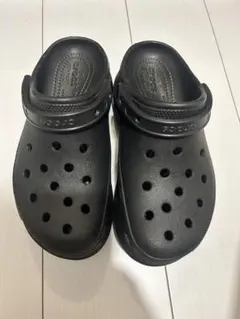 新品未使用 Crocs 厚底サンダル スーパーベイクロッグ 24センチ