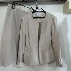 アンタイトル　アイボリーフォーマルスーツ　入学式　一度のみ使用　オケージョン