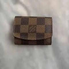 Item thumbnail for item 64360dce-888b-4f27-998b-6ede3fc6d8a3