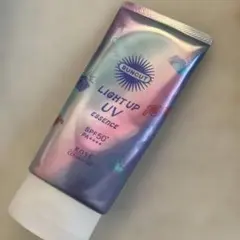サンカット　ライトアップuvエッセンス　ノーカラーのサムネイル