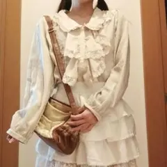 フェアリーグランジ 森ガール 総柄レース トップス - メルカリ