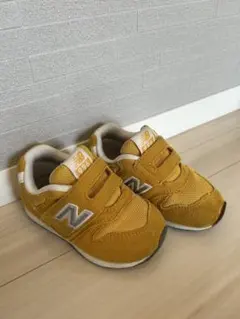 ニューバランス　キッズスニーカー　13.0