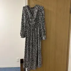 DAZY 花柄 長袖ワンピース Mサイズ