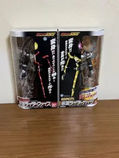 廃盤品！超発光仮面ライダーファイズ&仮面ライダーカイザ２体セット 超発光 仮面ライダーファイズ シリーズ ファイズ カイザ 2体セット