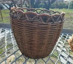 ブラウン円形バスケット