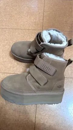 UGGブーツのサムネイル