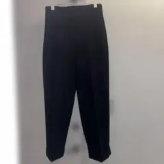 ザラZARA ブラック テーパードスラックス