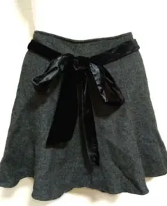 冬物値下げ☆値下げ☆INGNI　グレー ミニスカート ベルベットリボン　S