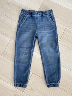 H&M／フリルトリムデニムジョガーパンツ（女児）