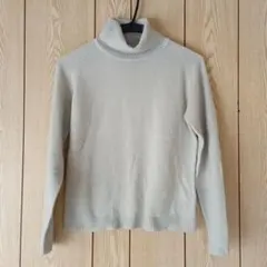 タートルネック ニット